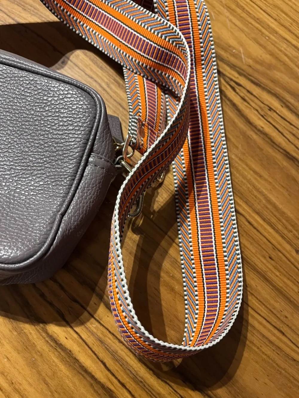 Grey Genuine Leather Crossbody Bag, orange strap, made in Italy, Elie Beaumont - Picture 4 of 9